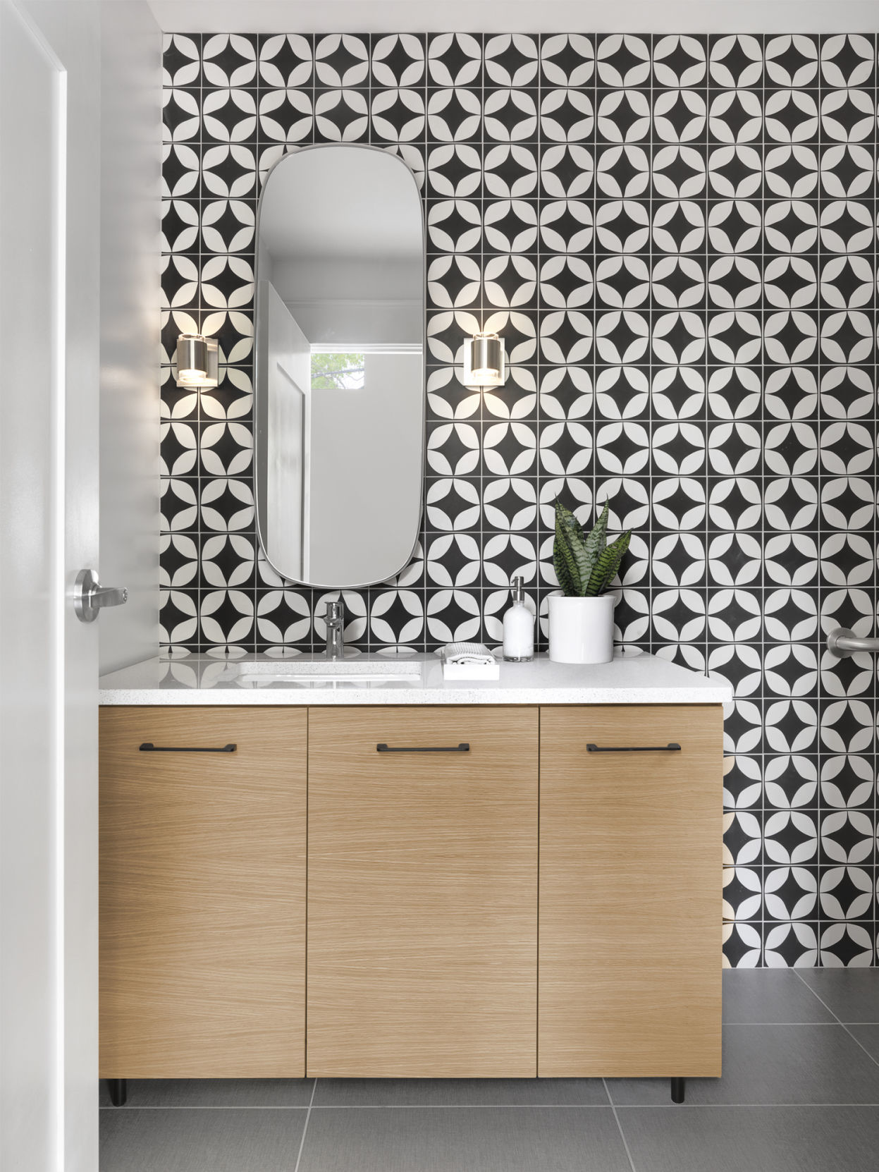 powder room.jpg